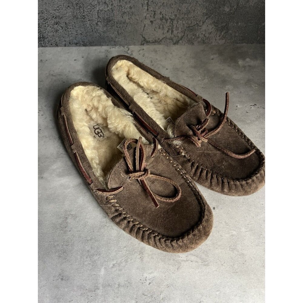UGG Dakota Indoor Outdoor Moccasin Slippers Womens Size 6 EUR 37 Brown Leather